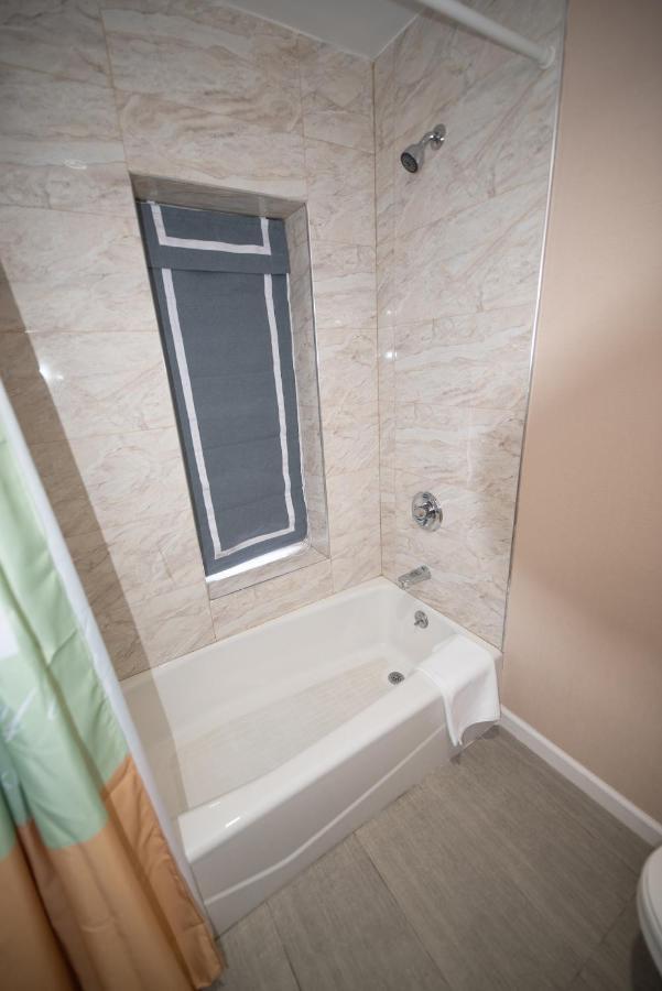 Flushing Garden Hotel New York Ngoại thất bức ảnh